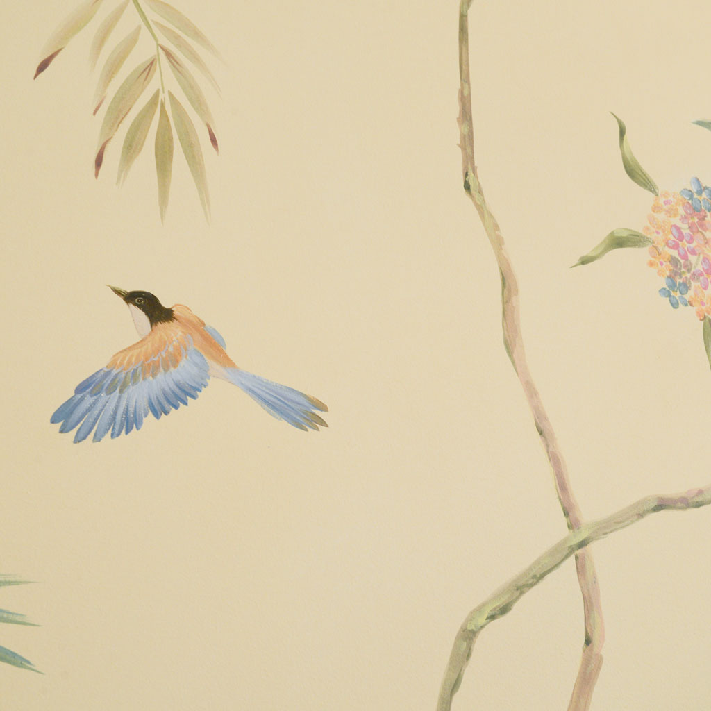 Custom-made wallpapaers with a floristic design